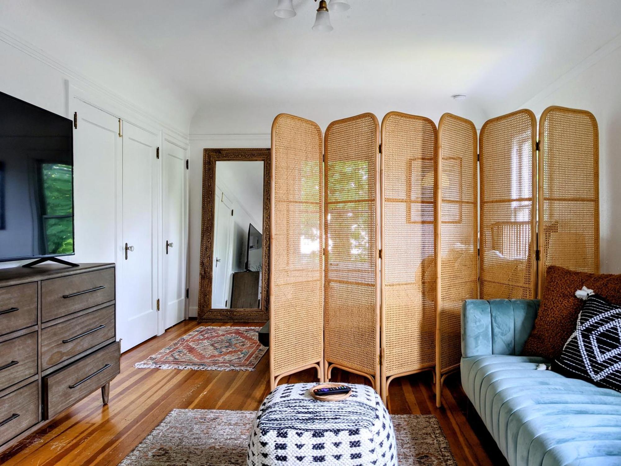 Collection - Boho Oasis In Ladd's Addition With 2 Beds Apartment
