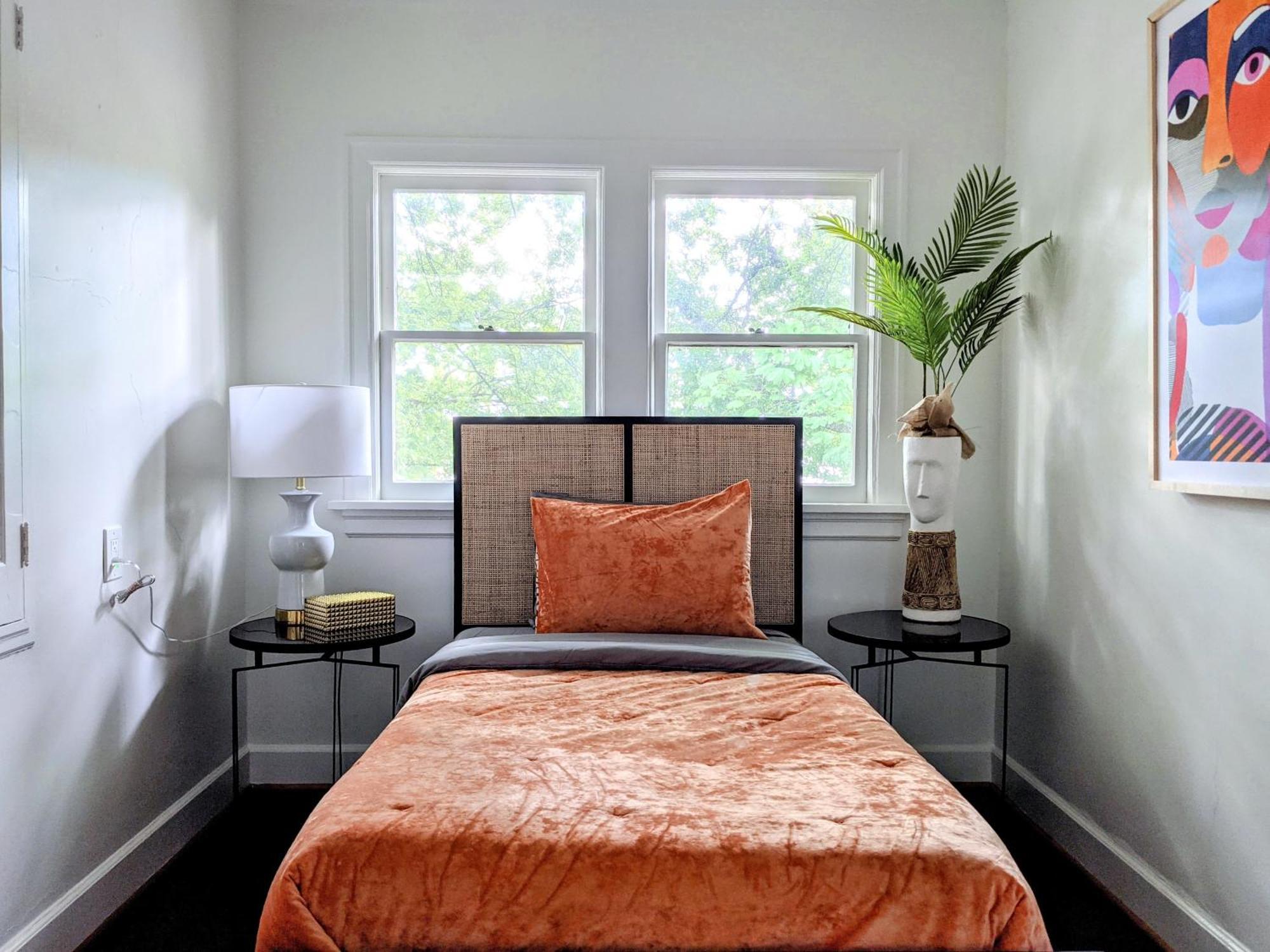 Apartment Collection - Boho Oasis In Ladd's Addition With 2 Beds