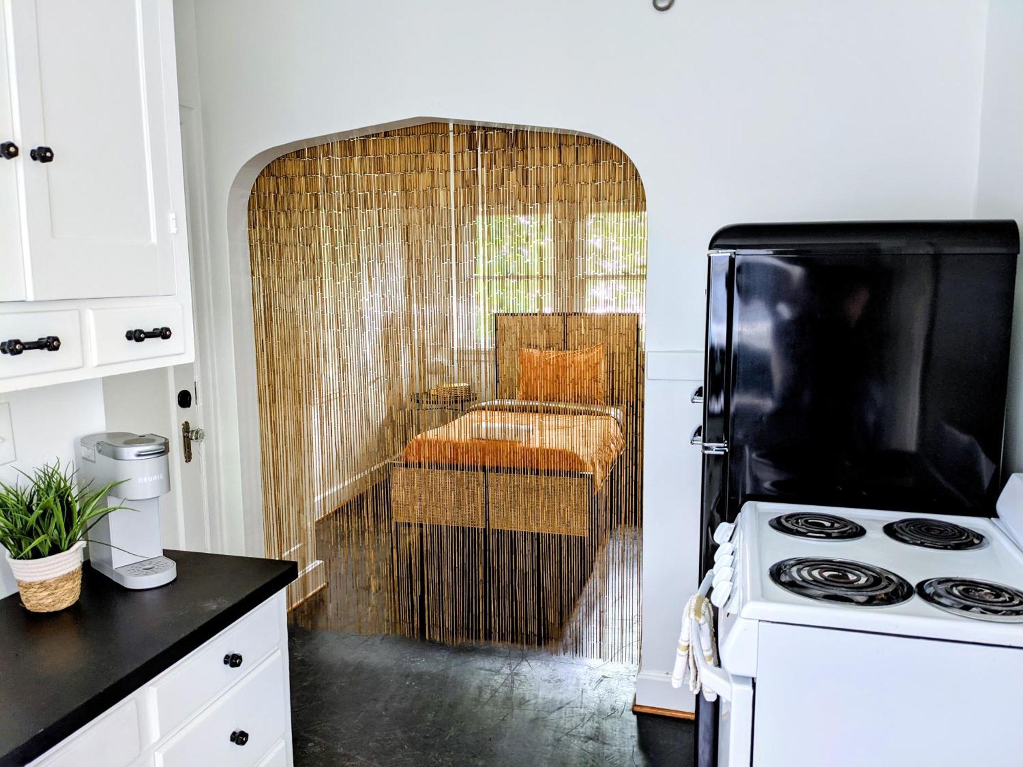 Collection - Boho Oasis In Ladd's Addition With 2 Beds Portland