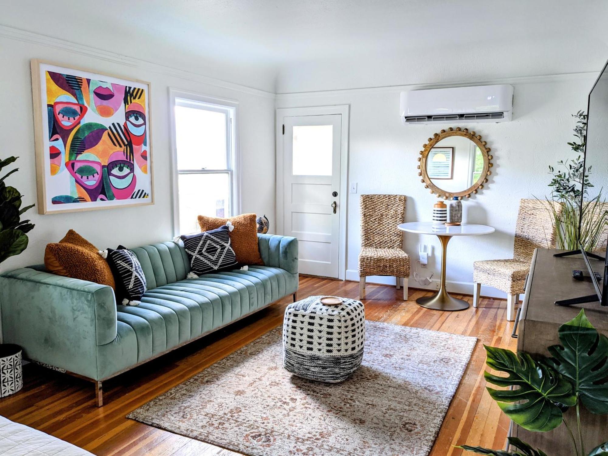 Collection - Boho Oasis In Ladd's Addition With 2 Beds Apartment *