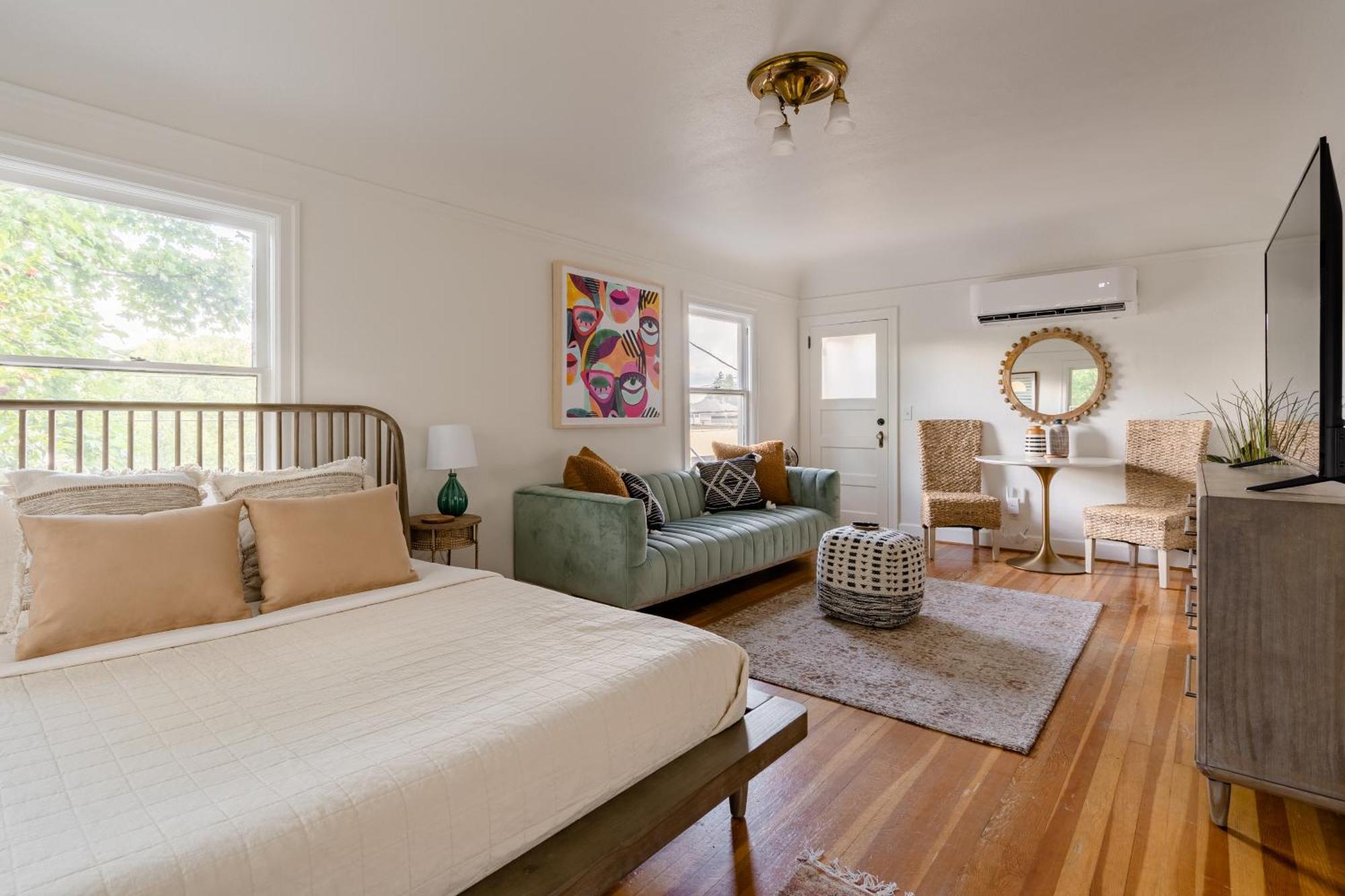 Collection - Boho Oasis In Ladd's Addition With 2 Beds *