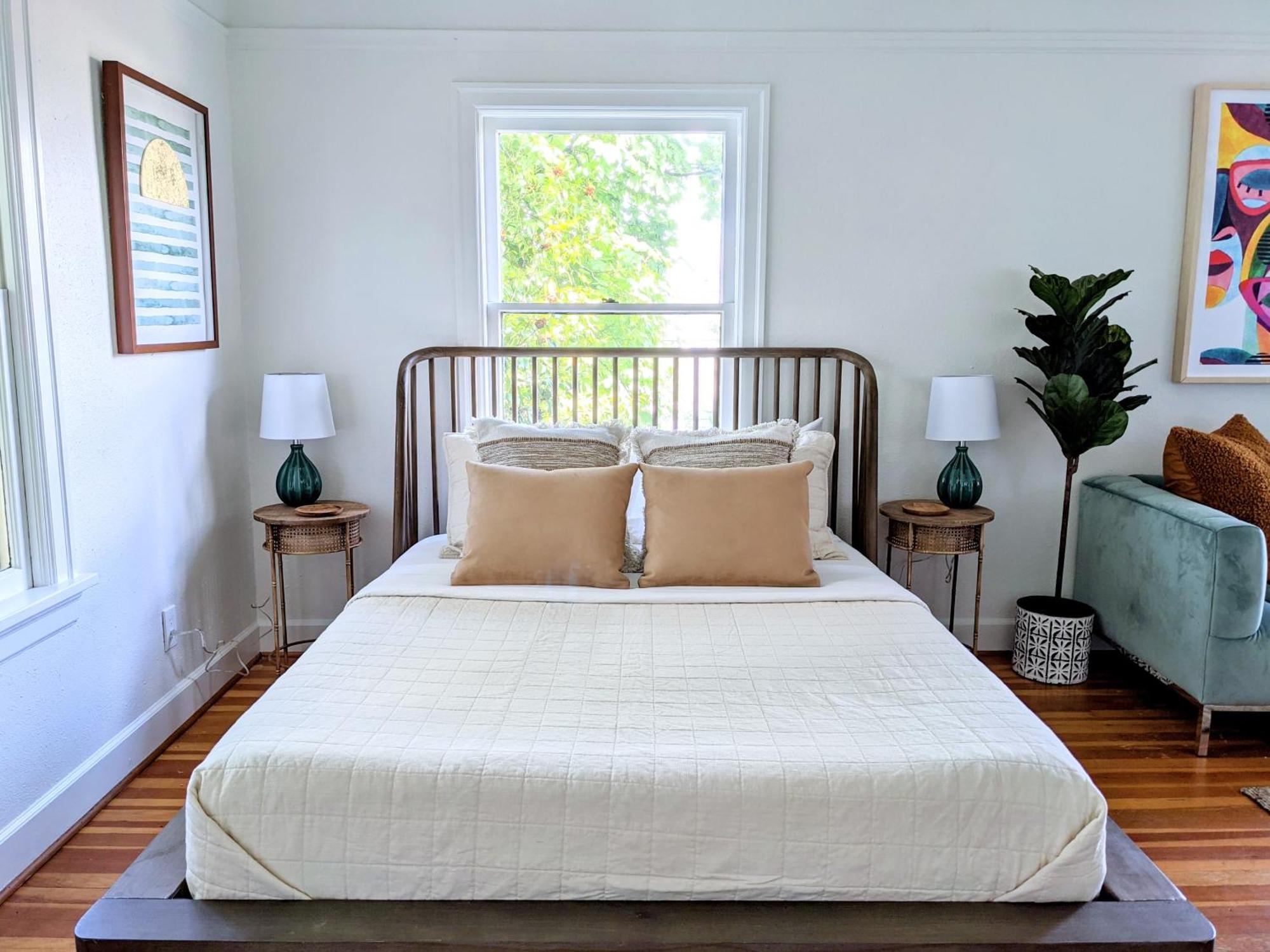 Collection - Boho Oasis In Ladd's Addition With 2 Beds Apartment *