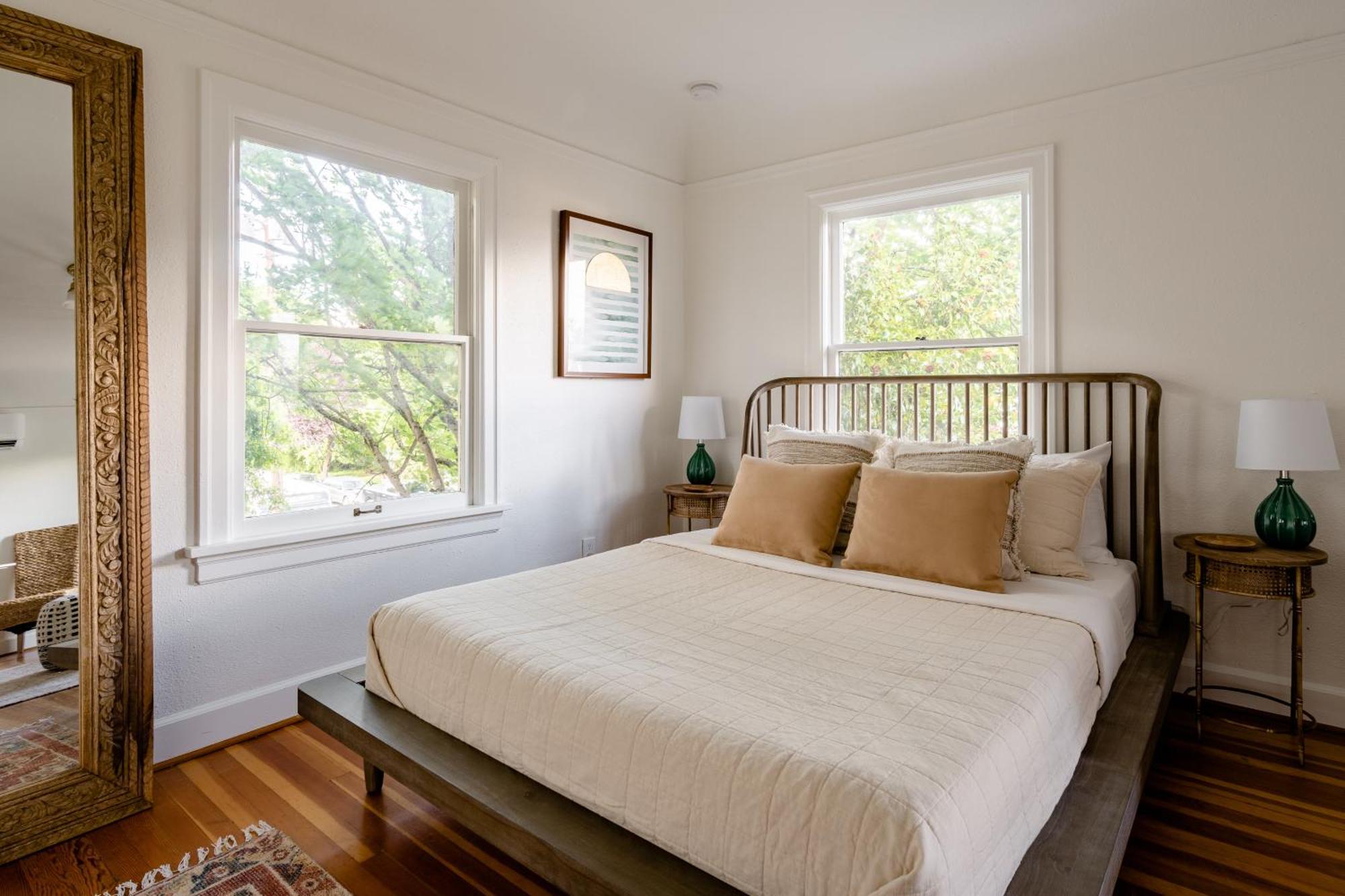 Apartment Collection - Boho Oasis In Ladd's Addition With 2 Beds