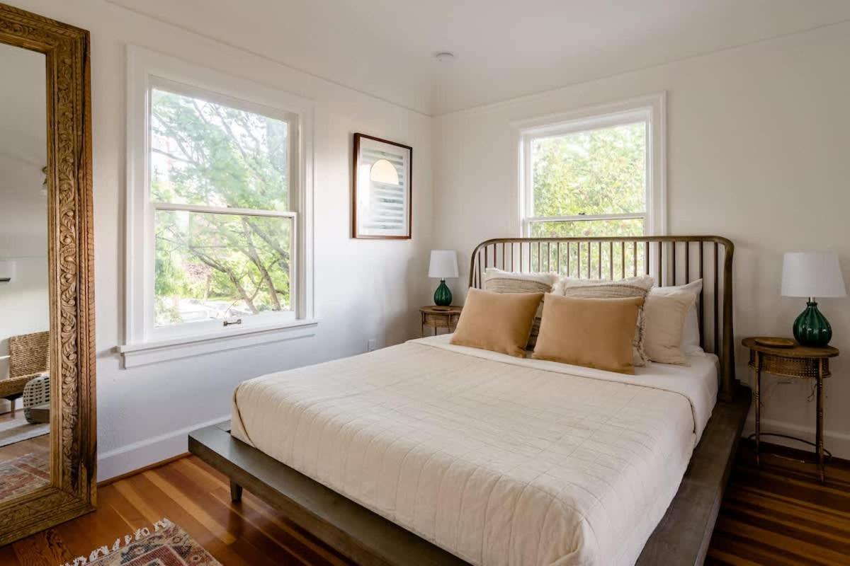 Apartment Collection - Boho Oasis In Ladd's Addition With 2 Beds